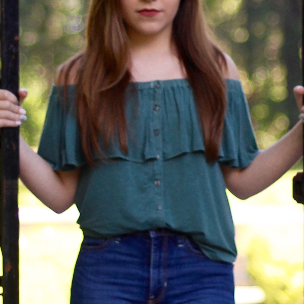 Off the Shoulder blue top